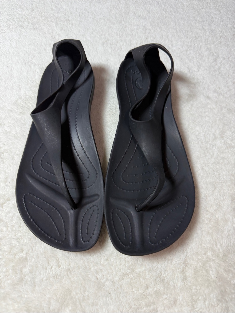 Crocs Serena T-Strap Black Flat Sandal Slingback Thong Size 11